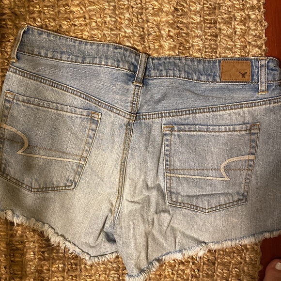 American Eagle shorts embroidered 12 - Picture 3 of 3